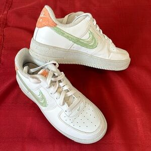 Nike Air Force 1 youth shoes